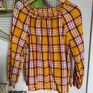 Women’s Plaid Blouse